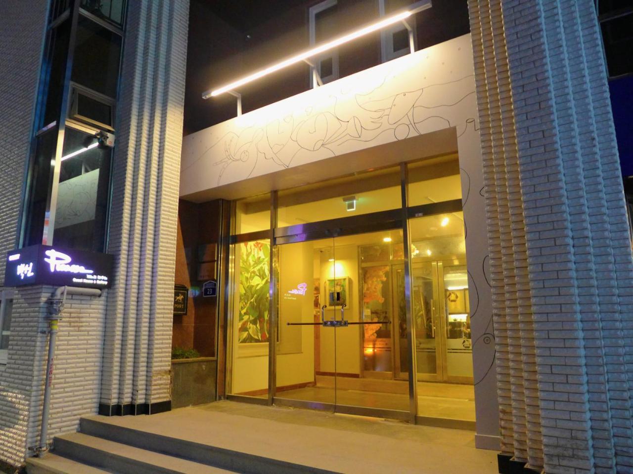 Gallery Family Hotel Мокпхо Екстер'єр фото